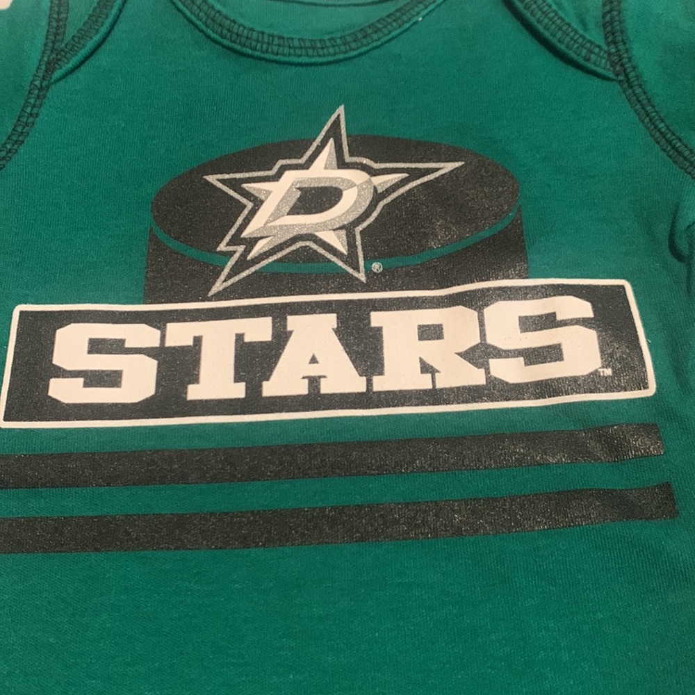 NHL DALLAS STARS Infant Bodysuit Onesie 0-3M NWOT - Picture 2 of 6